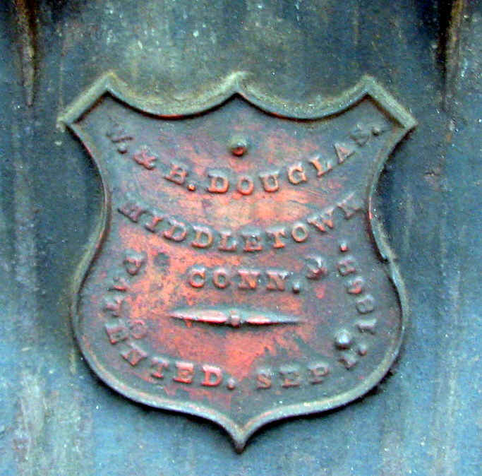 Douglas7.jpg (58812 bytes)